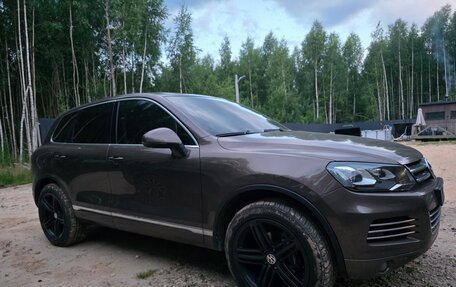 Volkswagen Touareg III, 2010 год, 1 800 000 рублей, 6 фотография