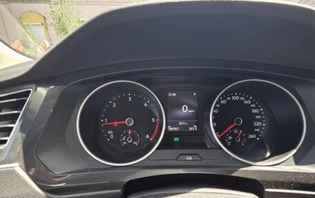 Volkswagen Tiguan II, 2020 год, 2 990 000 рублей, 3 фотография