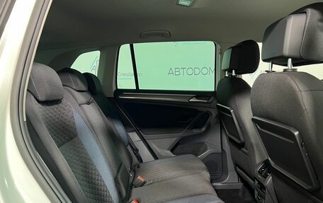 Volkswagen Tiguan II, 2019 год, 2 294 900 рублей, 14 фотография