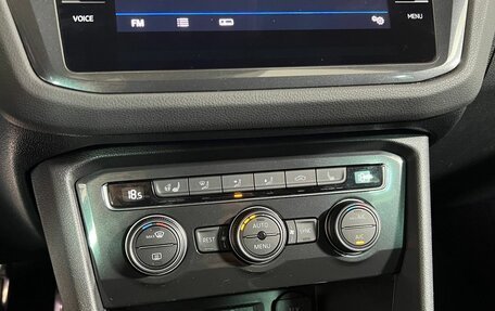 Volkswagen Tiguan II, 2019 год, 2 294 900 рублей, 21 фотография