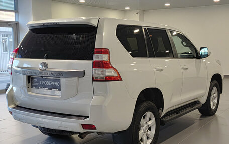 Toyota Land Cruiser Prado 150 рестайлинг 2, 2015 год, 3 465 000 рублей, 6 фотография