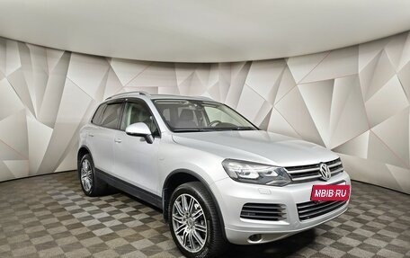 Volkswagen Touareg III, 2011 год, 1 563 000 рублей, 3 фотография