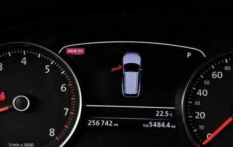 Volkswagen Touareg III, 2011 год, 1 563 000 рублей, 18 фотография