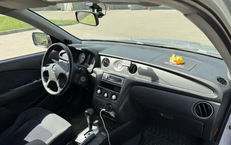 Mitsubishi Outlander III рестайлинг 3, 2005 год, 665 000 рублей, 13 фотография