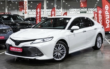 Toyota Camry, 2020 год, 3 179 000 рублей, 1 фотография