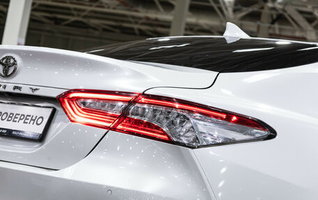 Toyota Camry, 2020 год, 3 179 000 рублей, 8 фотография
