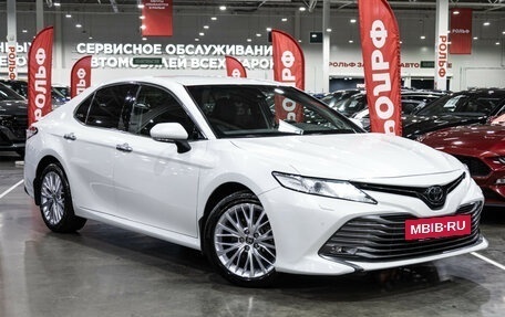 Toyota Camry, 2020 год, 3 179 000 рублей, 4 фотография