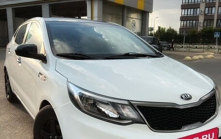 KIA Rio III рестайлинг, 2015 год, 890 000 рублей, 1 фотография