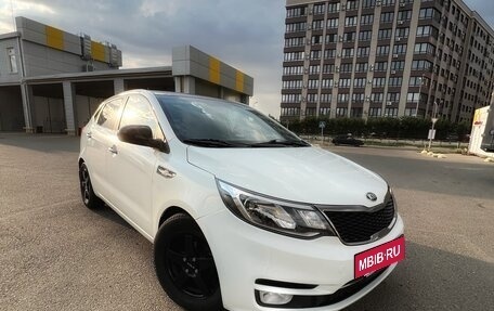 KIA Rio III рестайлинг, 2015 год, 890 000 рублей, 2 фотография