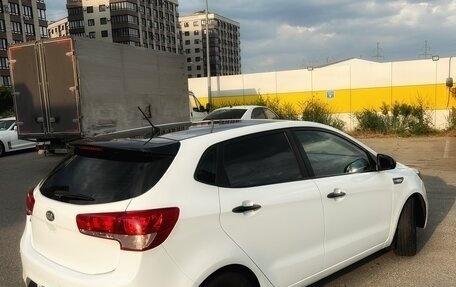KIA Rio III рестайлинг, 2015 год, 890 000 рублей, 4 фотография