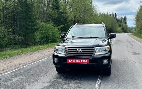 Toyota Land Cruiser 200, 2013 год, 3 650 000 рублей, 7 фотография