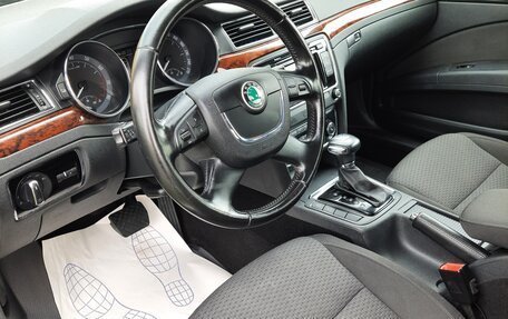 Skoda Superb III рестайлинг, 2012 год, 1 200 000 рублей, 3 фотография