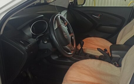 Hyundai ix35 I рестайлинг, 2014 год, 1 380 000 рублей, 4 фотография