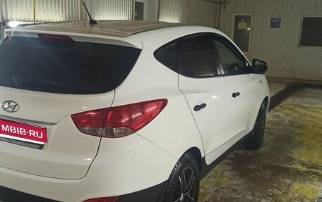 Hyundai ix35 I рестайлинг, 2014 год, 1 380 000 рублей, 2 фотография