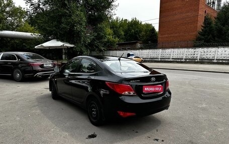 Hyundai Solaris II рестайлинг, 2016 год, 1 000 000 рублей, 1 фотография