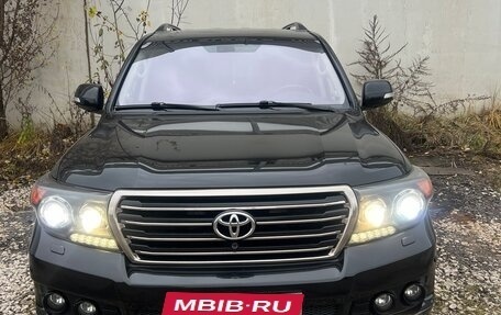 Toyota Land Cruiser 200, 2014 год, 3 750 000 рублей, 2 фотография