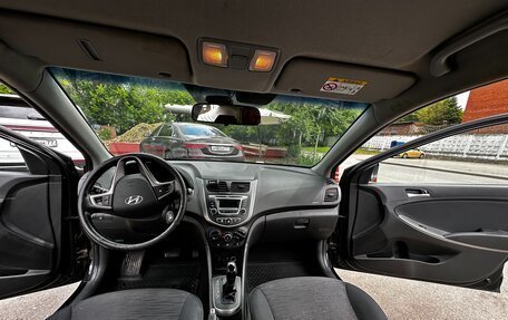 Hyundai Solaris II рестайлинг, 2016 год, 1 000 000 рублей, 10 фотография