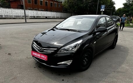 Hyundai Solaris II рестайлинг, 2016 год, 1 000 000 рублей, 7 фотография