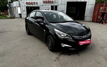 Hyundai Solaris II рестайлинг, 2016 год, 1 000 000 рублей, 5 фотография