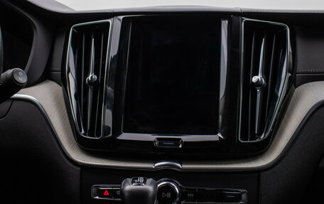 Volvo XC60 II, 2021 год, 2 850 000 рублей, 15 фотография