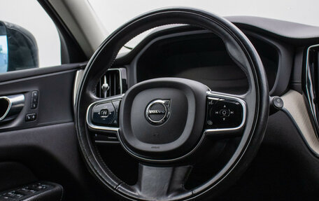 Volvo XC60 II, 2021 год, 2 850 000 рублей, 16 фотография