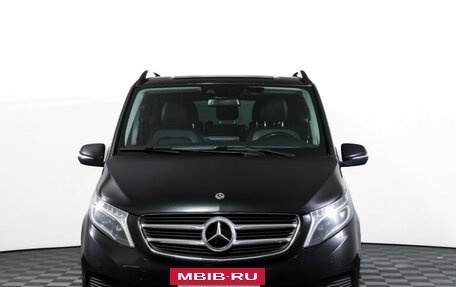 Mercedes-Benz V-Класс, 2018 год, 3 400 000 рублей, 2 фотография