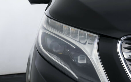 Mercedes-Benz V-Класс, 2018 год, 3 400 000 рублей, 23 фотография