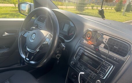Volkswagen Polo VI (EU Market), 2015 год, 1 150 000 рублей, 11 фотография