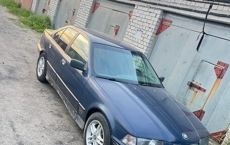 BMW 3 серия, 1992 год, 260 000 рублей, 1 фотография
