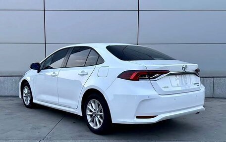 Toyota Corolla, 2022 год, 1 740 000 рублей, 6 фотография