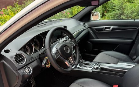 Mercedes-Benz C-Класс, 2011 год, 1 200 000 рублей, 11 фотография