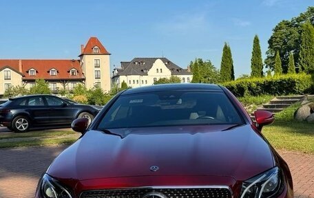 Mercedes-Benz E-Класс, 2017 год, 3 350 000 рублей, 5 фотография