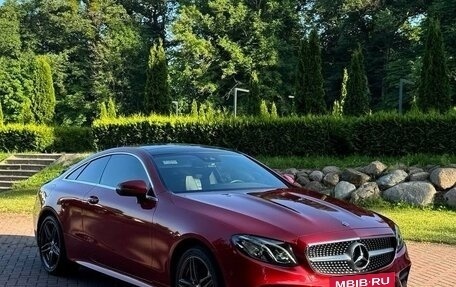 Mercedes-Benz E-Класс, 2017 год, 3 350 000 рублей, 2 фотография