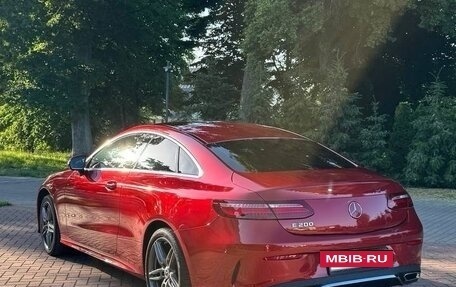 Mercedes-Benz E-Класс, 2017 год, 3 350 000 рублей, 4 фотография