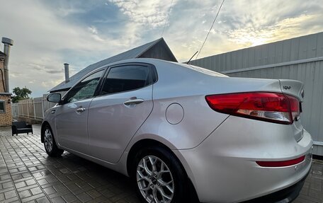 KIA Rio III рестайлинг, 2015 год, 1 050 000 рублей, 7 фотография