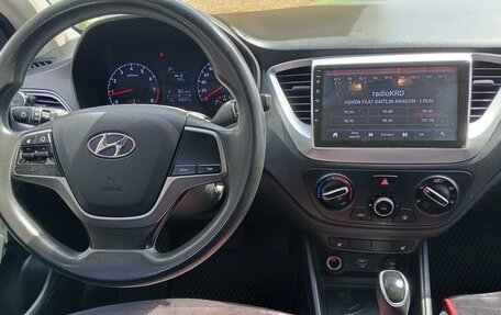 Hyundai Solaris II рестайлинг, 2019 год, 1 100 000 рублей, 7 фотография