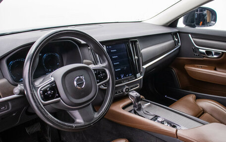 Volvo V90 Cross Country I рестайлинг, 2017 год, 2 550 000 рублей, 10 фотография
