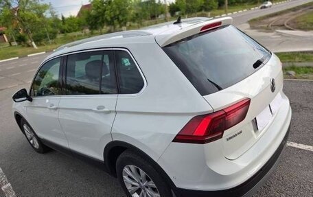 Volkswagen Tiguan II, 2017 год, 1 700 000 рублей, 5 фотография