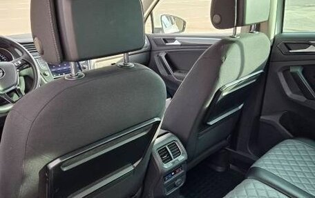 Volkswagen Tiguan II, 2017 год, 1 700 000 рублей, 23 фотография