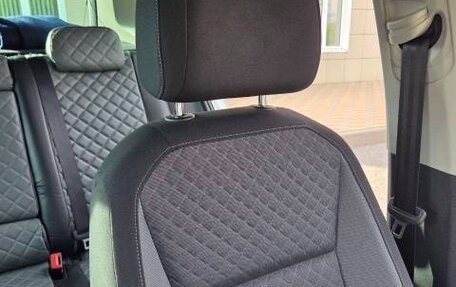 Volkswagen Tiguan II, 2017 год, 1 700 000 рублей, 13 фотография