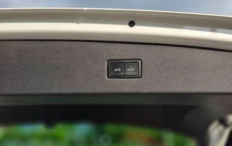 Volkswagen Tiguan II, 2017 год, 1 700 000 рублей, 19 фотография