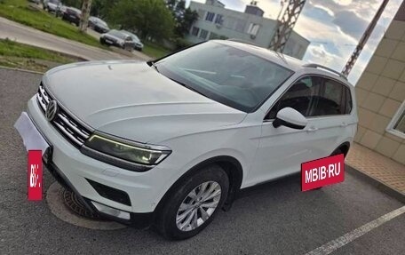Volkswagen Tiguan II, 2017 год, 1 700 000 рублей, 10 фотография
