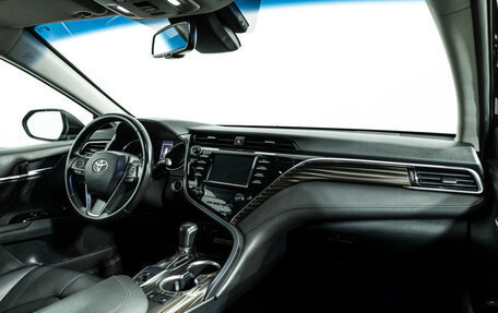 Toyota Camry, 2018 год, 2 449 700 рублей, 10 фотография