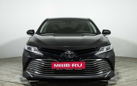 Toyota Camry, 2018 год, 2 449 700 рублей, 2 фотография