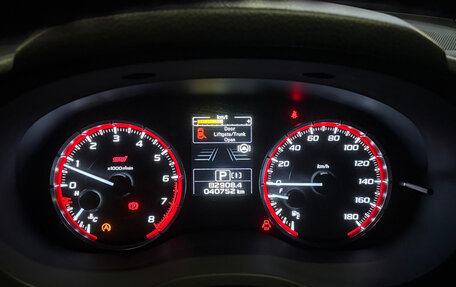 Subaru Levorg I, 2018 год, 1 900 000 рублей, 16 фотография