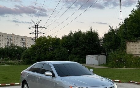 Toyota Camry, 2008 год, 1 100 000 рублей, 2 фотография