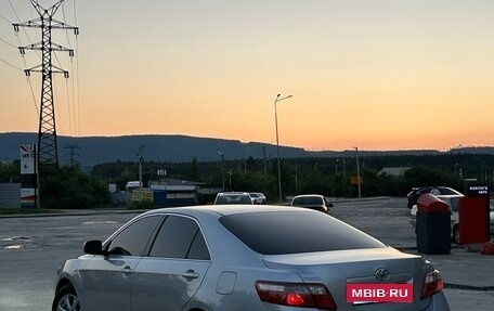 Toyota Camry, 2008 год, 1 100 000 рублей, 7 фотография