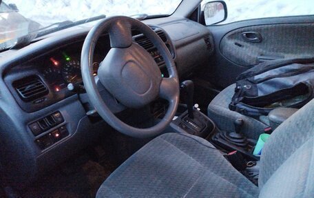 Suzuki Vitara II рестайлинг, 2001 год, 990 000 рублей, 9 фотография