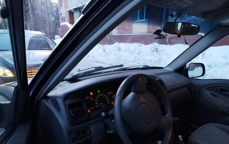 Suzuki Vitara II рестайлинг, 2001 год, 990 000 рублей, 14 фотография