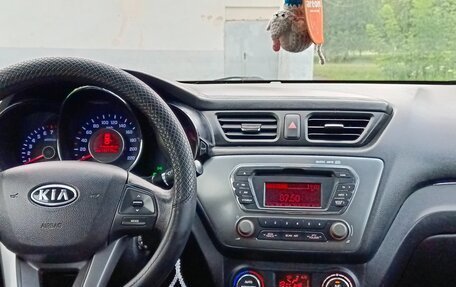 KIA Rio III рестайлинг, 2012 год, 800 000 рублей, 15 фотография